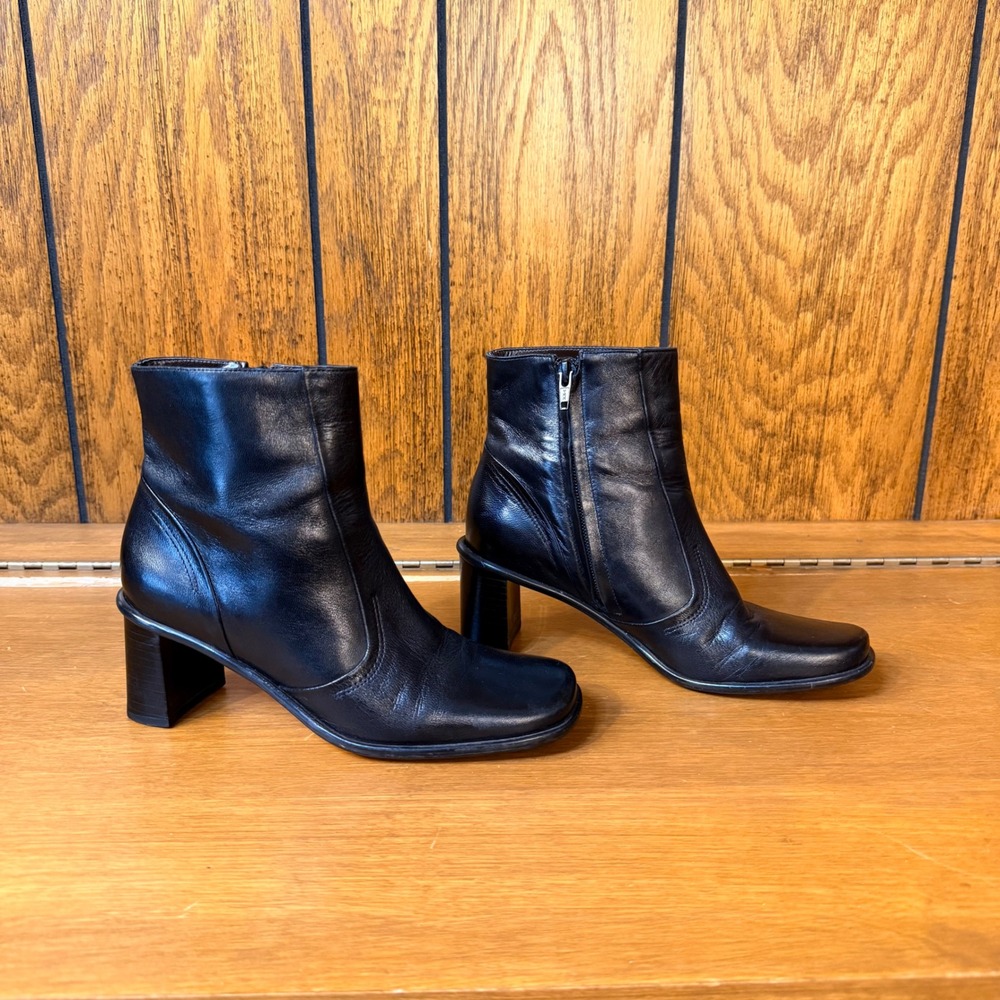 90s Black Leather Square Toe Ankle Boots Etienne Aigner Womens 6 M Chic Smatter